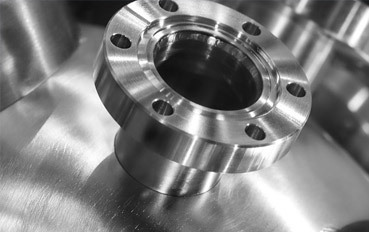 What are the quality requirements for stainless steel flange connections
